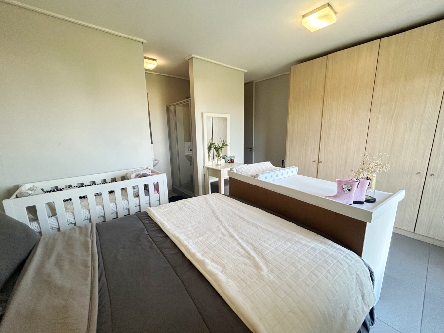 2 Bedroom Property for Sale in Somerset Lakes Western Cape
